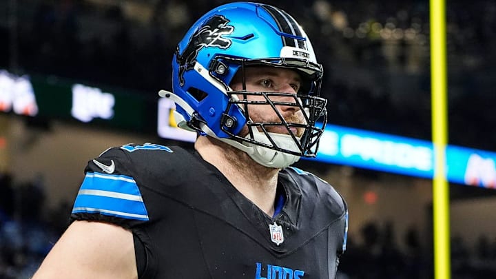 Detroit Lions center Frank Ragnow (77) warms up before the game between the Detroit Lions and Buffalo Bills at Ford Field in Detroit on Sunday, Dec. 15, 2024. Detroit Lions center Frank Ragnow (77) warms up before the game between the Detroit Lions and Buffalo Bills at Ford Field in Detroit on Sunday, Dec. 15, 2024.