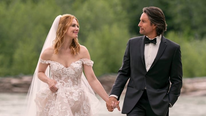 Virgin River. (L to R) Alexandra Breckenridge as Mel Monroe, Martin Henderson as Jack Sheridan in episode 610 of Virgin River