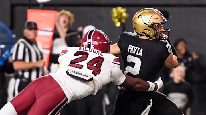 Vanderbilt Commodores QB Diego Pavia (2) scores past South Carolina Gamecocks defensive back Jalon Kilgore (24) 