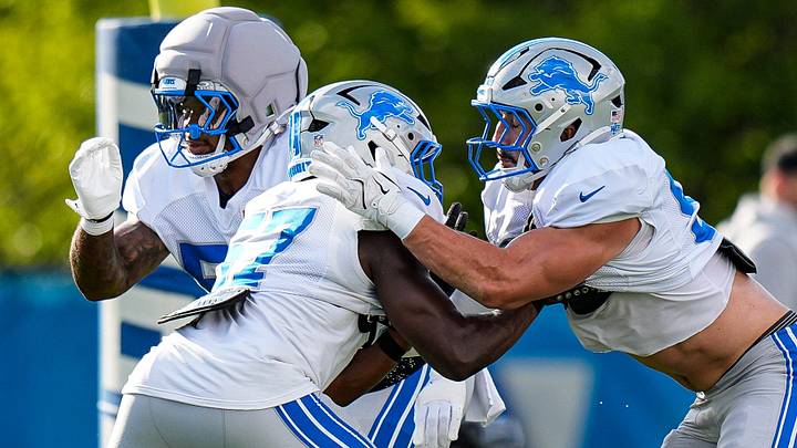 Detroit Lions LB Derrick Barnes (55), left, inside LB Amen Ogbongbemiga (57) and LB Trevor Nowaske (53) practice 