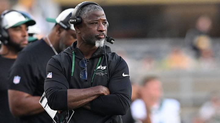 Head coach Aaron Glenn had a lot on his mind when it came to the Jets' defense following Friday's preseason win. Head coach Aaron Glenn had a lot on his mind when it came to the Jets' defense following Friday's preseason win.
