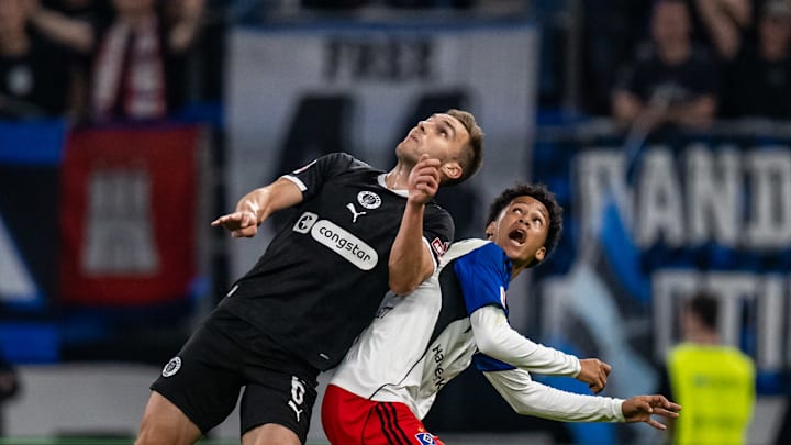 In Hamburg blickt man gebannt auf die Tipps des 90min-Praktis