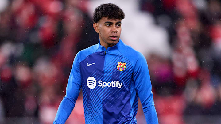 Lamine Yamal debutó con el FC Barcelona a los 15 años, tras formarse en La Masía