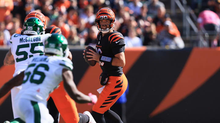 Oct 26, 2025; Cincinnati, Ohio, USA; Cincinnati Bengals quarterback Joe Flacco (16) looks to pass the ball during the game against the New York Jets during the first quarter at Paycor Stadium. Mandatory Credit: Katie Stratman-Imagn Images