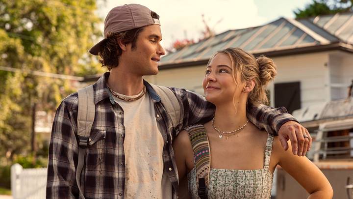 Outer Banks. (L to R) Chase Stokes as John B, Madelyn Cline as Sarah Cameron in episode 503 of Outer Banks. Outer Banks. (L to R) Chase Stokes as John B, Madelyn Cline as Sarah Cameron in episode 503 of Outer Banks.