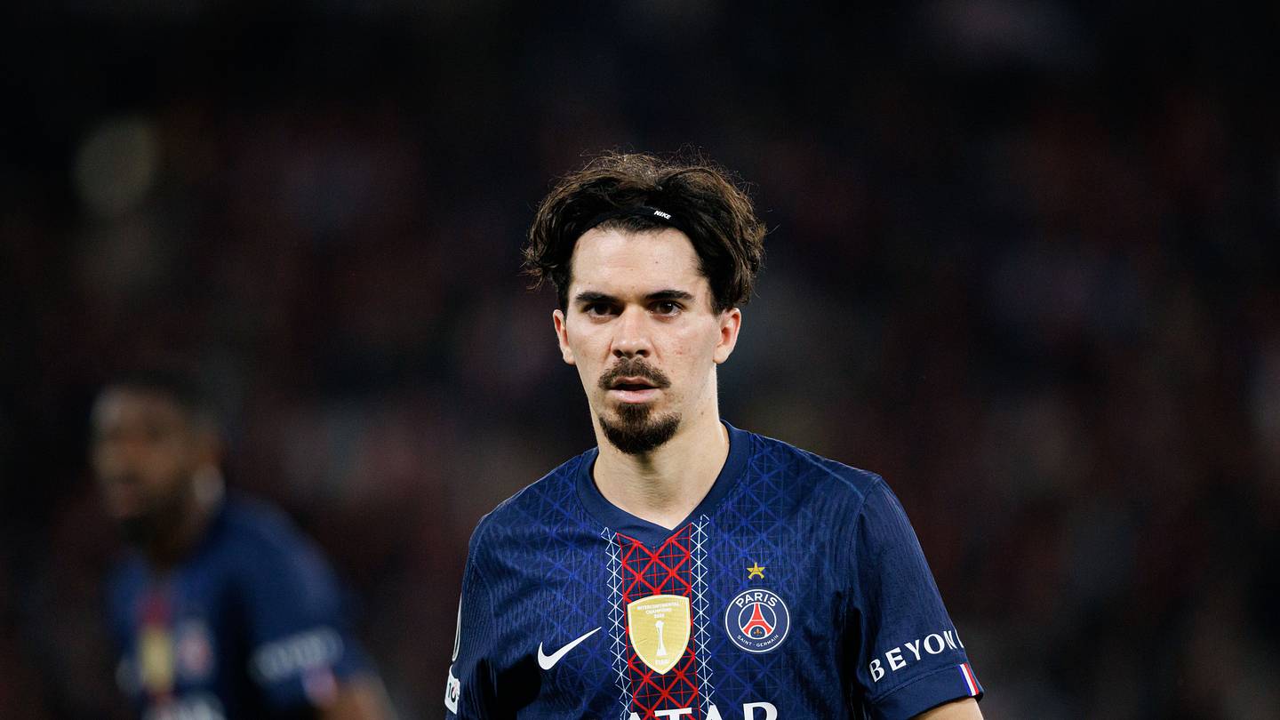 PSG - Bayern : La séquence folle de Vitinha, présent en zone mixte après le choc de Ligue des Champions