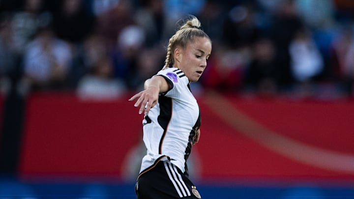 Giulia Gwinn sprach über ihr Comeback, den Trainer und ihr Selbstbewusstsein beim Elfmeter Giulia Gwinn sprach über ihr Comeback, den Trainer und ihr Selbstbewusstsein beim Elfmeter