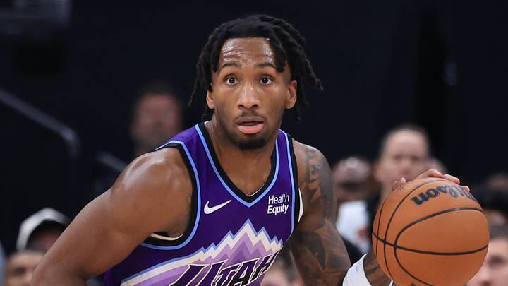 Oct 25, 2026; Salt Lake City, Utah, USA; Utah Jazz guard Darryn Peterson (22) brings the ball up the court against the Los Angeles Lakers during the second half at Delta Center. Mandatory Credit: Rob Gray-Imagn Images Oct 25, 2026; Salt Lake City, Utah, USA; Utah Jazz guard Darryn Peterson (22) brings the ball up the court against the Los Angeles Lakers during the second half at Delta Center. Mandatory Credit: Rob Gray-Imagn Images