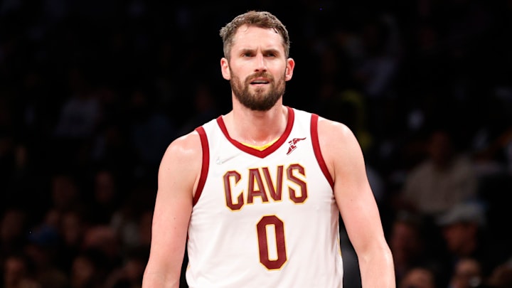 Los Cavaliers evalúan cambiar a Love esta temporada