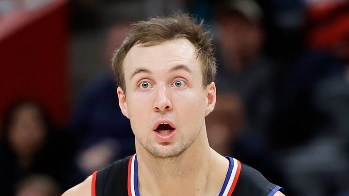 LA Clippers guard Luke Kennard (5) reacts during overtime against the Detroit Pistons at Little Caesars Arena on December 26, 2022.