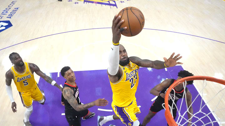 LeBron James and Jabari Smith Jr. 