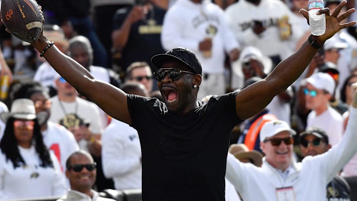 Sep 30, 2023; Boulder, Colorado, USA; Former football player Michael Irvin reacts to the crowd during the opening kick off between the Colorado Buffaloes and the USC Trojans at Folsom Field. Mandatory Credit: John Leyba-Imagn Images Sep 30, 2023; Boulder, Colorado, USA; Former football player Michael Irvin reacts to the crowd during the opening kick off between the Colorado Buffaloes and the USC Trojans at Folsom Field. Mandatory Credit: John Leyba-Imagn Images