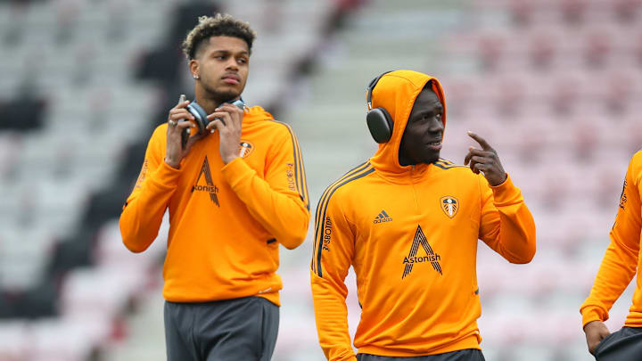 Georginio Rutter und Wilfried Gnonto sind mit Leeds United abgestiegen. Georginio Rutter und Wilfried Gnonto sind mit Leeds United abgestiegen.