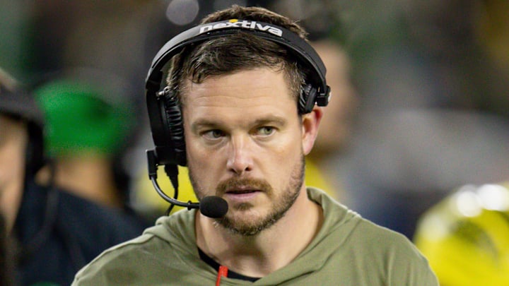 Oregon head coach Dan Lanning breaks from a huddle as the No. 6 Oregon Ducks host the USC Trojans Saturday, Nov. 11, 2023, at Autzen Stadium in Eugene, Ore.