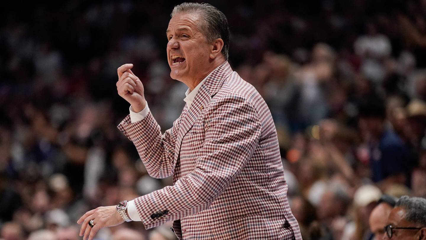 Calipari, Razorbacks Betting on Upside in Final Stages of Ro