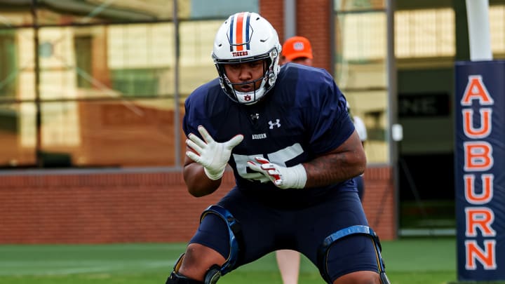 Auburn Tigers offensive lineman Bradyn Joiner Auburn Tigers offensive lineman Bradyn Joiner