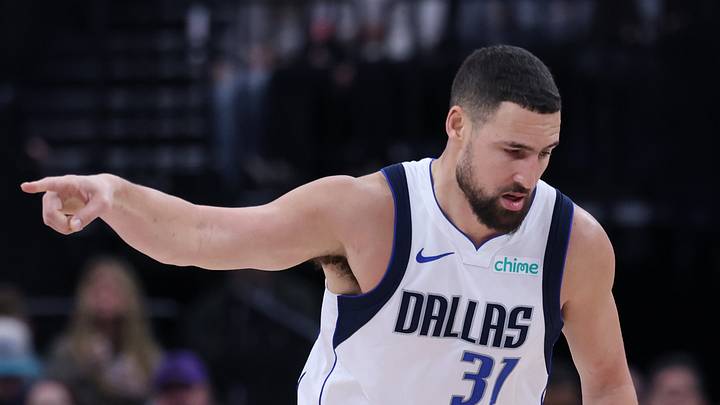 Klay Thompson reached a buyout agreement with the Mavericks