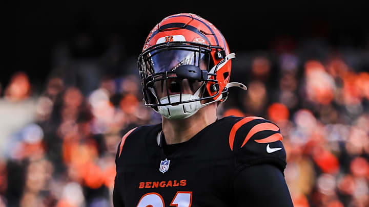 Dec 22, 2024; Cincinnati, Ohio, USA; Cincinnati Bengals defensive end Trey Hendrickson (91) runs onto the field before the game against the Cleveland Browns at Paycor Stadium. Mandatory Credit: Katie Stratman-Imagn Images Dec 22, 2024; Cincinnati, Ohio, USA; Cincinnati Bengals defensive end Trey Hendrickson (91) runs onto the field before the game against the Cleveland Browns at Paycor Stadium. Mandatory Credit: Katie Stratman-Imagn Images