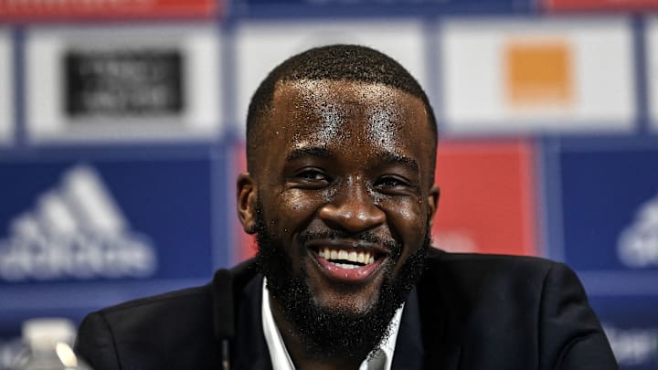 Ndombele pas fermé au PSG