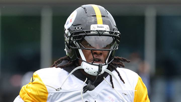 Pittsburgh Steelers running back Kaleb Johnson Pittsburgh Steelers running back Kaleb Johnson