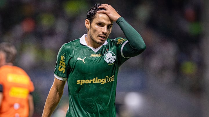 Raphael Veiga está fora do confronto contra o Sporting Cristal