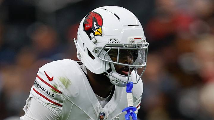 Aug 13, 2026; Paradise, Nevada, USA; Arizona Cardinals running back Jeremiyah Love (4) gets set in the backfield during the game against the Las Vegas Raiders at Allegiant Stadium. Mandatory Credit: David Brytus-Imagn Images