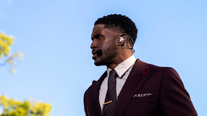 Reggie Bush speaks during the Fox Sports Big Noon Kickoff football pregame show before Iowa hosts Michigan, Saturday, Oct. 1, 2022, in Iowa City, Iowa.

221001 Big Noon 005 Jpg