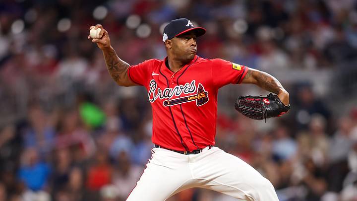 Jun 5, 2026; Atlanta, Georgia, USA; Atlanta Braves pitcher Raisel Iglesias (26) throws against the Pittsburgh Pirates in the ninth inning at Truist Park. Mandatory Credit: Brett Davis-Imagn Images