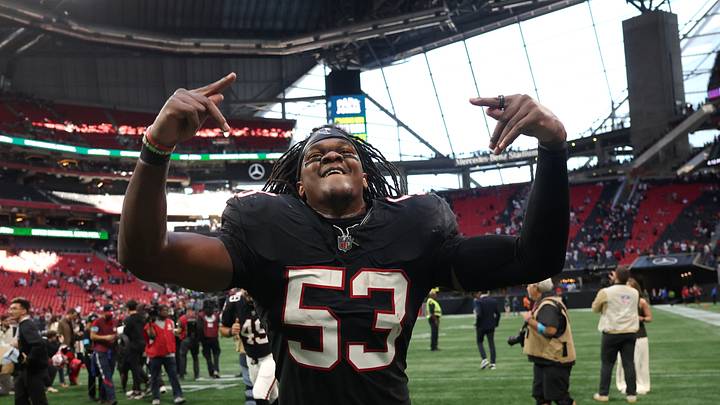 Atlanta Falcons linebacker Kendal Daniels walks off the field after their game against the San Francisco 49ers Atlanta Falcons linebacker Kendal Daniels walks off the field after their game against the San Francisco 49ers