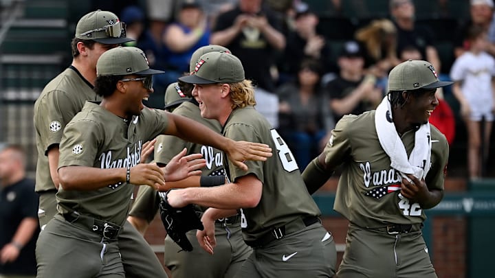 Vanderbilt pitcher Sawyer Hawks (88) celebrates with teammates after the team’s 5-2 win against Georgia in a NCAA college baseball game at Hawkins Field Saturday, April 19, 2025, in Nashville, Tenn.