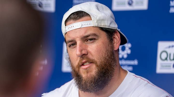 New York Giants - guard Greg Van Roten