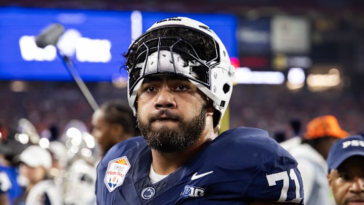 Penn State Nittany Lions offensive lineman Olaivavega Ioane (71) against the Boise State Broncos 