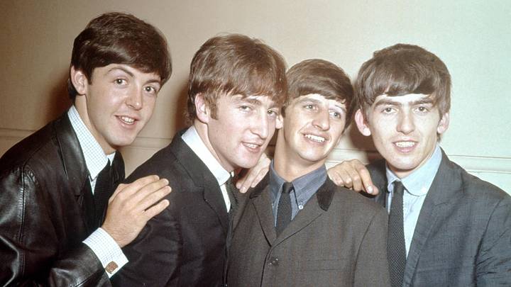 Beatles take a portrait photo Beatles take a portrait photo