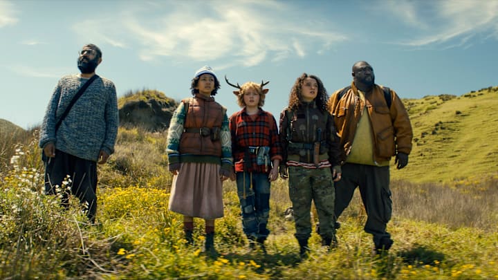 Sweet Tooth. (L to R) Adeel Akhtar as Singh, Naledi Murray as Wendy, Christian Convery as Gus, Stefania LaVie Owen as Becky, Nonso Anozie as Jepperd in episode 303 of Sweet Tooth. Cr. Courtesy of Netflix © 2024