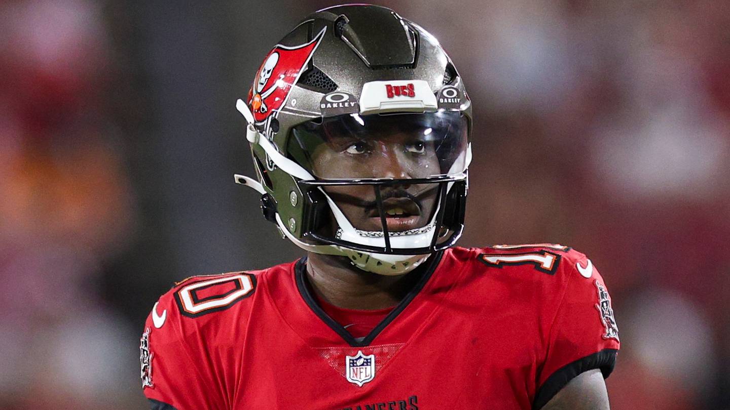 Buccaneers Rookie Jalon Daniels is Creating a Big QB Problem