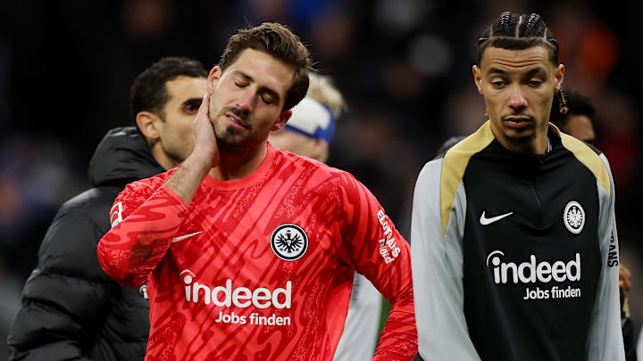 Kevin Trapp neben Hugo Ekitiké