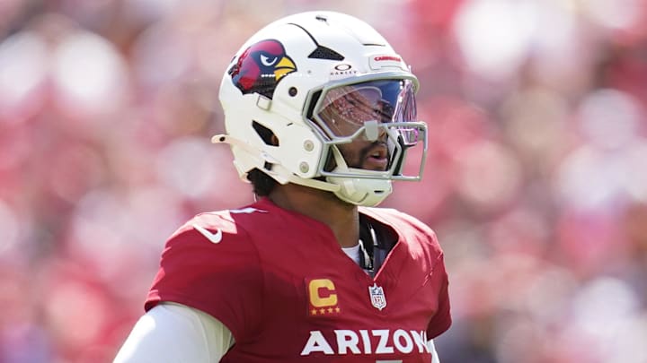 Sep 21, 2025; Santa Clara, California, USA; Arizona Cardinals quarterback Kyler Murray (1) stands on the field against the San Francisco 49ers during the first half at Levi's Stadium. Mandatory Credit: Cary Edmondson-Imagn Images Sep 21, 2025; Santa Clara, California, USA; Arizona Cardinals quarterback Kyler Murray (1) stands on the field against the San Francisco 49ers during the first half at Levi's Stadium. Mandatory Credit: Cary Edmondson-Imagn Images