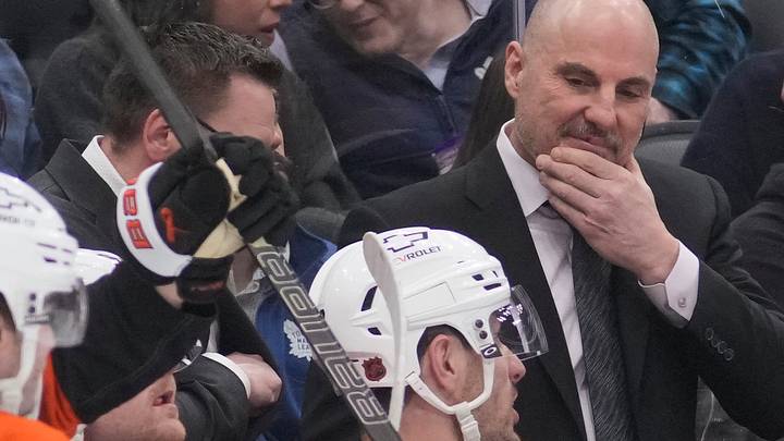 Mar 2, 2026; Toronto, Ontario, CAN; Philadelphia Flyers head coach Rick Tocchet talks with forward Garnet Hathaway (19) during a break in the action against the Toronto Maple Leafs at Scotiabank Arena. Mandatory Credit: John E. Sokolowski-Imagn Images