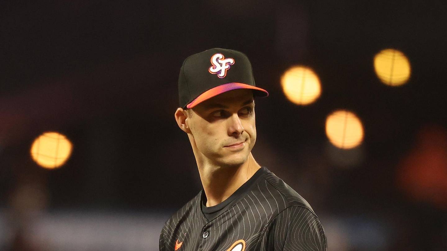 Tyler Taylor Rico MLB Twins Tyler, Taylor Rogers Both Traded on the Same Day Ahead of ...