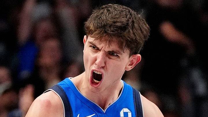 Dallas Mavericks, Sergio De Larrea Dallas Mavericks, Sergio De Larrea