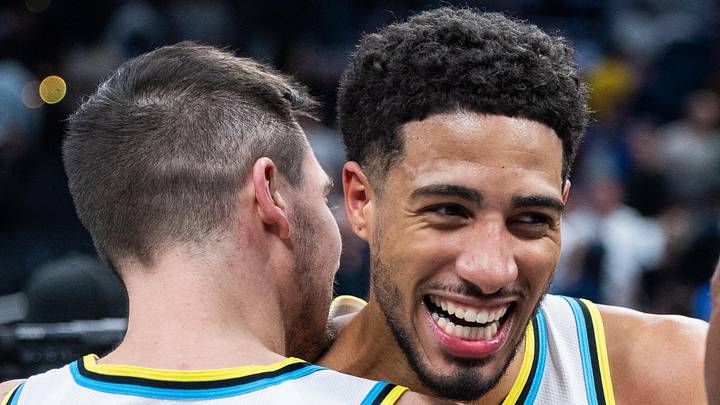 Mar 11, 2025; Indianapolis, Indiana, USA; Indiana Pacers guard Tyrese Haliburton (0) and guard T.J. McConnell (9) celebrate the win over Milwaukee Bucks at Gainbridge Fieldhouse. Mandatory Credit: Trevor Ruszkowski-Imagn Images Mar 11, 2025; Indianapolis, Indiana, USA; Indiana Pacers guard Tyrese Haliburton (0) and guard T.J. McConnell (9) celebrate the win over Milwaukee Bucks at Gainbridge Fieldhouse. Mandatory Credit: Trevor Ruszkowski-Imagn Images