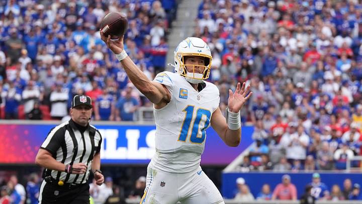 Sep 27, 2026; Orchard Park, New York, USA; Los Angeles Chargers quarterback Justin Herbert (10) throws in the second half against the Buffalo Bills at New Highmark Stadium. Mandatory Credit: Gregory Fisher-Imagn Images Sep 27, 2026; Orchard Park, New York, USA; Los Angeles Chargers quarterback Justin Herbert (10) throws in the second half against the Buffalo Bills at New Highmark Stadium. Mandatory Credit: Gregory Fisher-Imagn Images