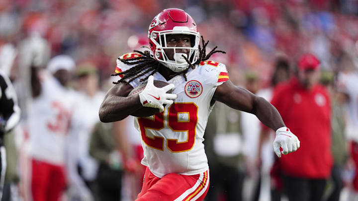 Nov 16, 2025; Denver, Colorado, USA; Kansas City Chiefs running back Kareem Hunt (29) carries the ball in the third quarter against the Denver Broncos at Empower Field at Mile High. Mandatory Credit: Ron Chenoy-Imagn Images Nov 16, 2025; Denver, Colorado, USA; Kansas City Chiefs running back Kareem Hunt (29) carries the ball in the third quarter against the Denver Broncos at Empower Field at Mile High. Mandatory Credit: Ron Chenoy-Imagn Images