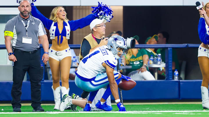 Dallas Cowboys wide receiver Jalen Tolbert makes a catch in overtime against the Green Bay Packers Dallas Cowboys wide receiver Jalen Tolbert makes a catch in overtime against the Green Bay Packers