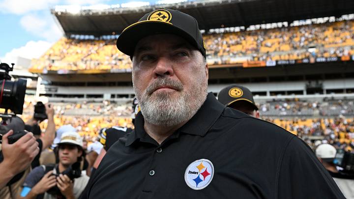 Pittsburgh Steelers head coach Mike McCarthy 