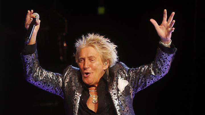 Rod Stewart performs at Mortgage Matchup Center Rod Stewart performs at Mortgage Matchup Center