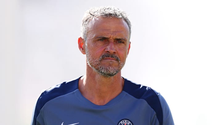 Arbitre inédit pour le PSG face au Seattle Sounders. Arbitre inédit pour le PSG face au Seattle Sounders.