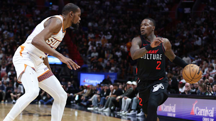 Phoenix Suns v Miami Heat