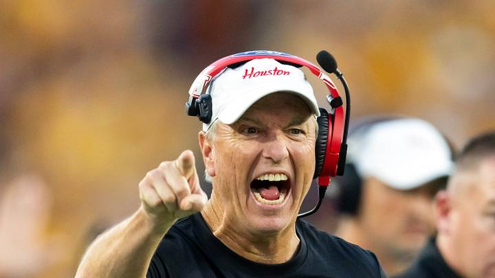 Oct 25, 2025; Tempe, Arizona, USA; Houston Cougars head coach Willie Fritz reacts against the Arizona State Sun Devils at Mountain America Stadium. Mandatory Credit: Mark J. Rebilas-Imagn Images Oct 25, 2025; Tempe, Arizona, USA; Houston Cougars head coach Willie Fritz reacts against the Arizona State Sun Devils at Mountain America Stadium. Mandatory Credit: Mark J. Rebilas-Imagn Images
