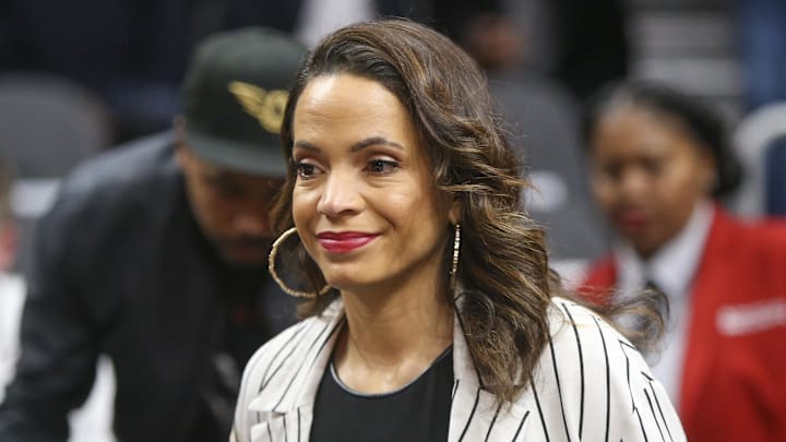 Dec 27, 2019; Atlanta, Georgia, USA; Sports commentator Elle Duncan in the stands during a game between the Milwaukee Bucks and Atlanta Hawks at halftime at State Farm Arena. Mandatory Credit: Brett Davis-Imagn Images
